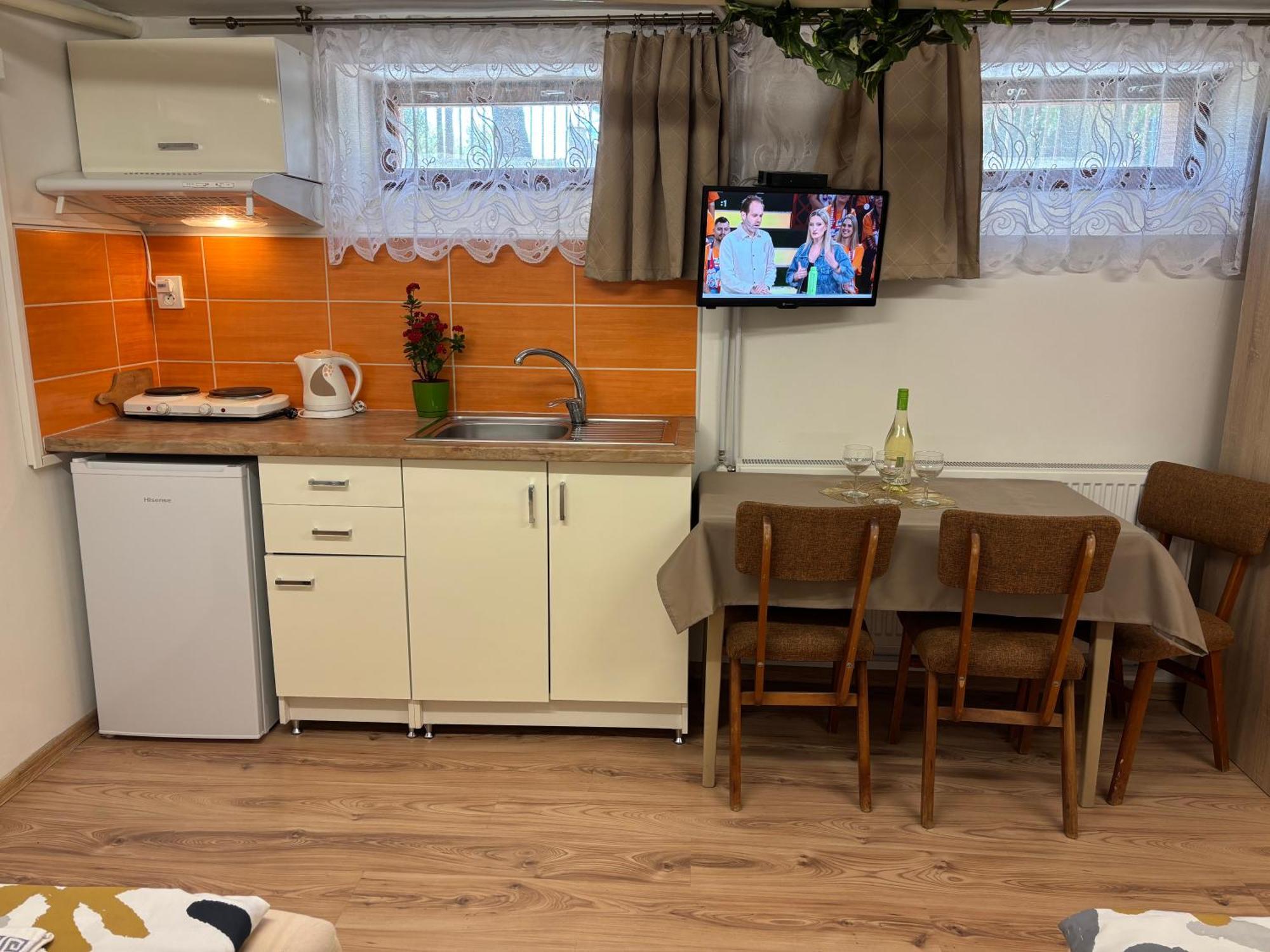 Apartmanovy Dom Grand Štúrovo Extérieur photo