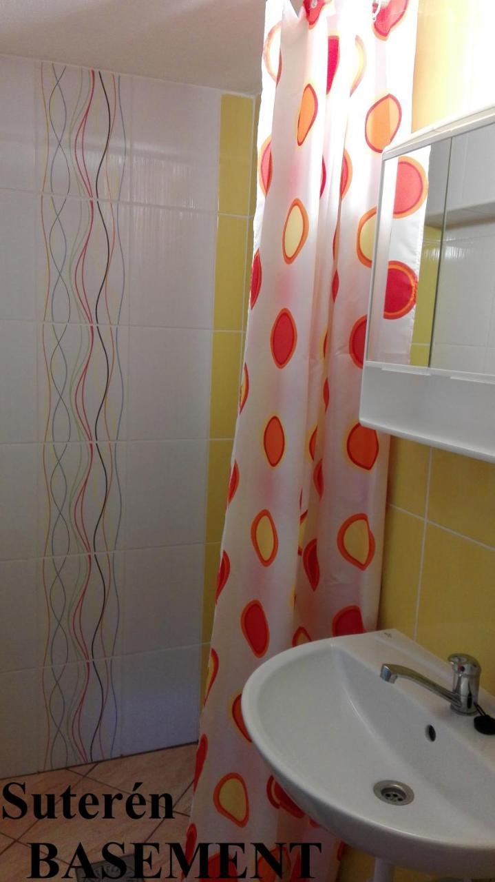 Apartmanovy Dom Grand Štúrovo Extérieur photo