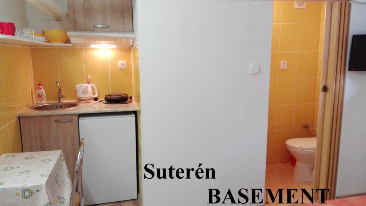 Apartmanovy Dom Grand Štúrovo Extérieur photo